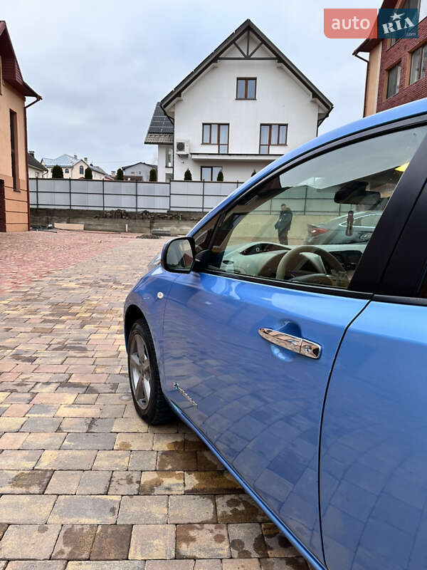 Хэтчбек Nissan Leaf 2018 в Черновцах