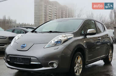 Хэтчбек Nissan Leaf 2014 в Киеве