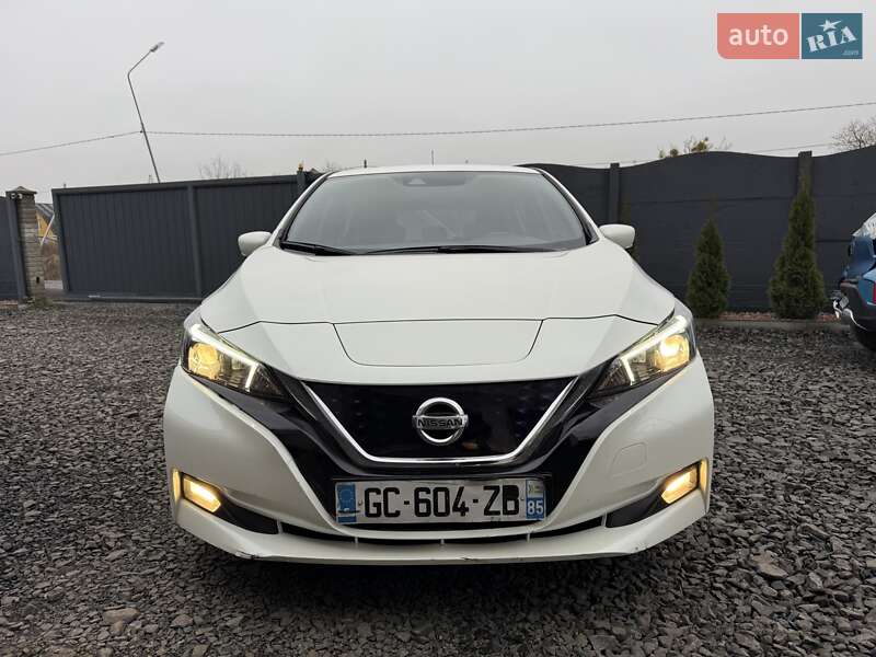 Хэтчбек Nissan Leaf 2021 в Луцке