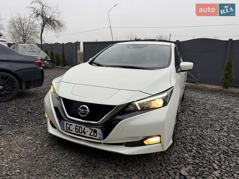 Хэтчбек Nissan Leaf 2021 в Луцке