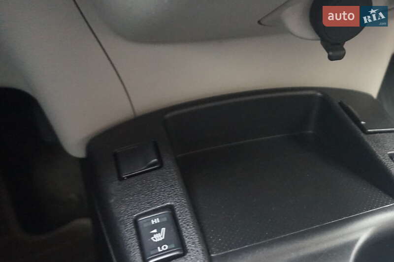 Хетчбек Nissan Leaf 2011 в Самборі фото 37 Хетчбек Nissan Leaf 2011 в Самборі