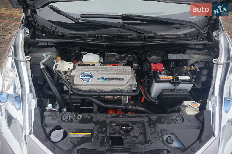 Хетчбек Nissan Leaf 2011 в Самборі фото 53 Хетчбек Nissan Leaf 2011 в Самборі
