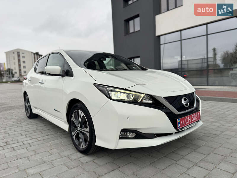 Хетчбек Nissan Leaf 2019 в Івано-Франківську
