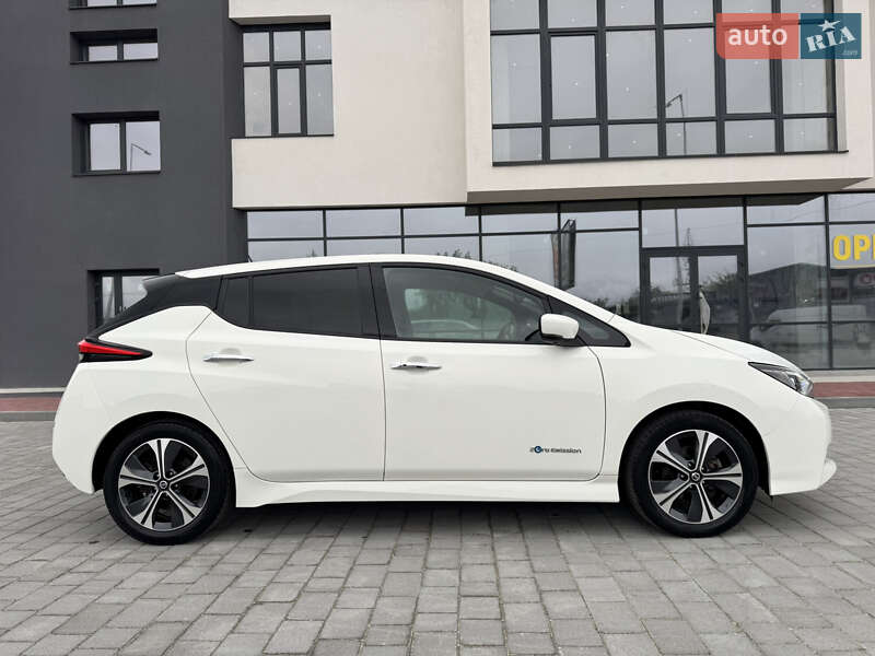 Хетчбек Nissan Leaf 2019 в Івано-Франківську
