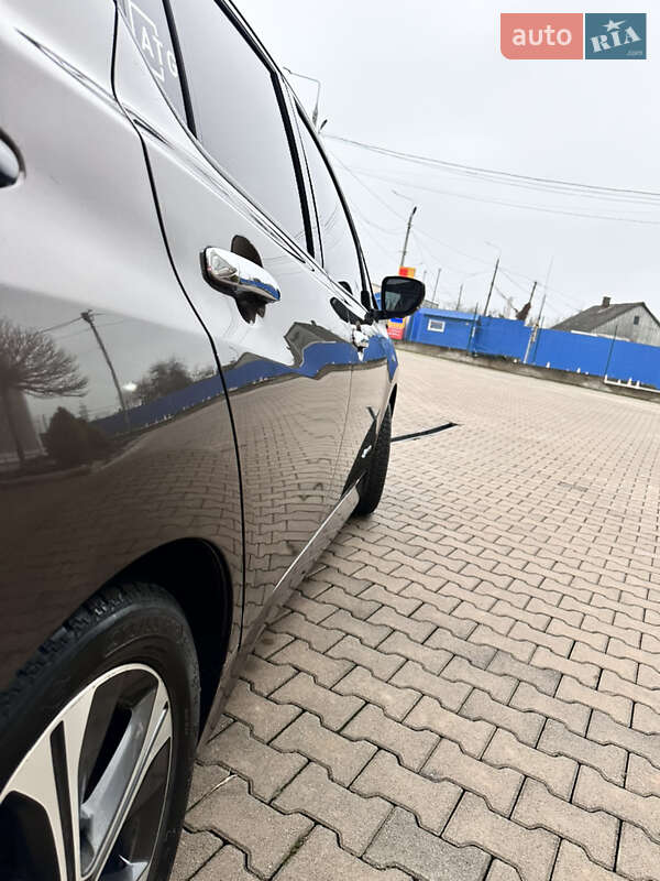 Хэтчбек Nissan Leaf 2018 в Черновцах фото 6 Хэтчбек Nissan Leaf 2018 в Черновцах
