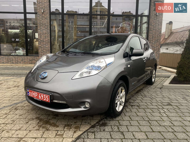 Хэтчбек Nissan Leaf 2014 в Ивано-Франковске