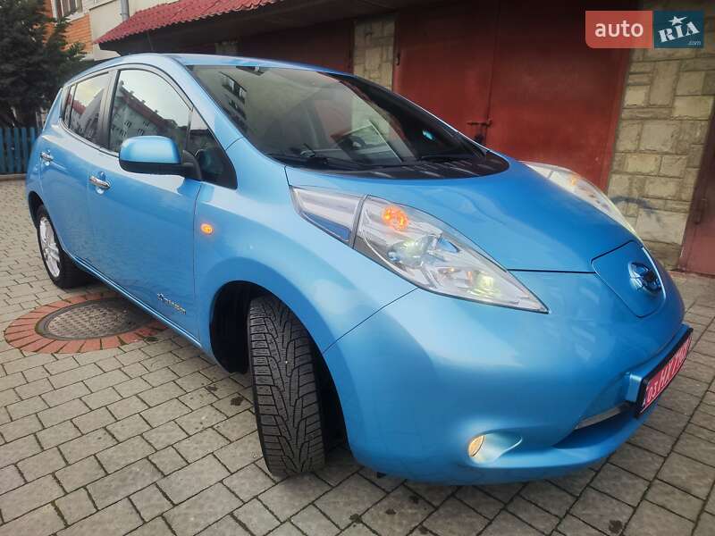 Хэтчбек Nissan Leaf 2016 в Львове