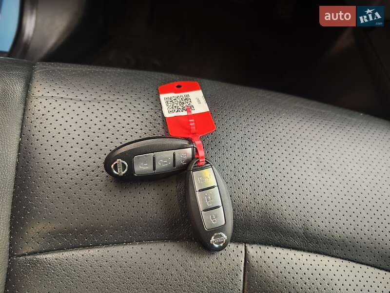 Хэтчбек Nissan Leaf 2016 в Львове