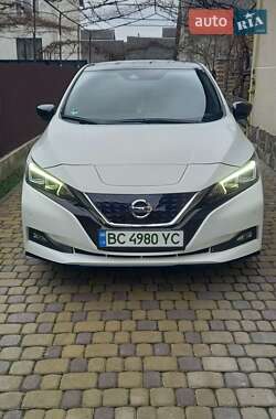 Хэтчбек Nissan Leaf 2019 в Бродах