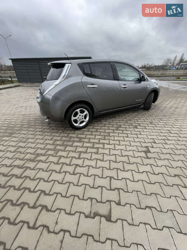 Хетчбек Nissan Leaf 2015 в Луцьку фото 7 Хетчбек Nissan Leaf 2015 в Луцьку