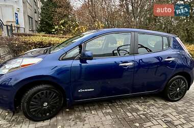 Хэтчбек Nissan Leaf 2017 в Львове