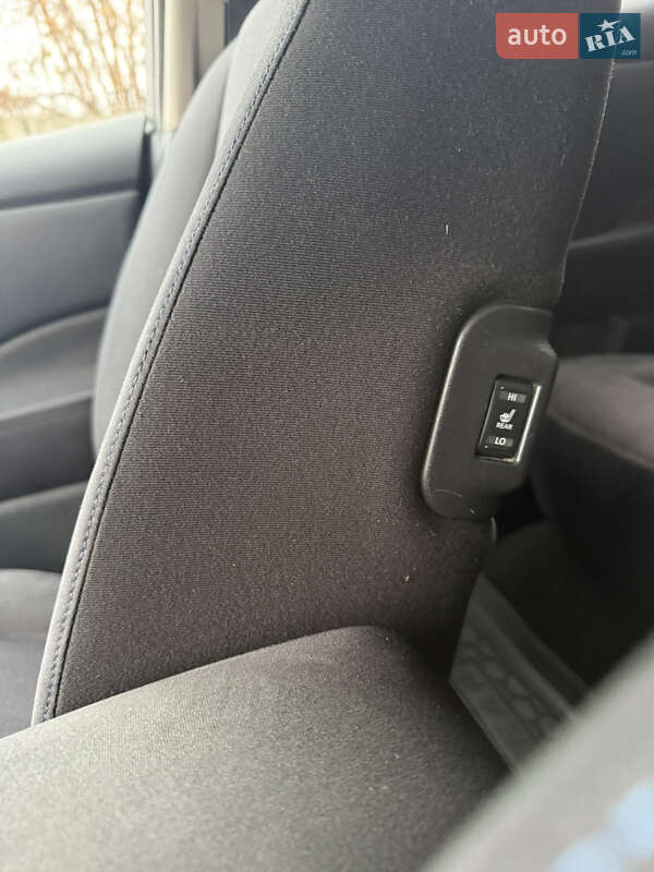 Хэтчбек Nissan Leaf 2014 в Сумах