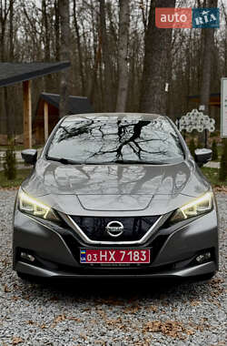 Хэтчбек Nissan Leaf 2018 в Бродах