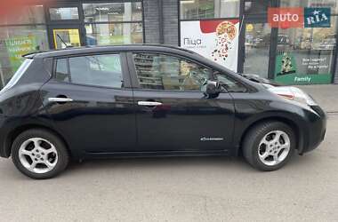 Хэтчбек Nissan Leaf 2013 в Днепре