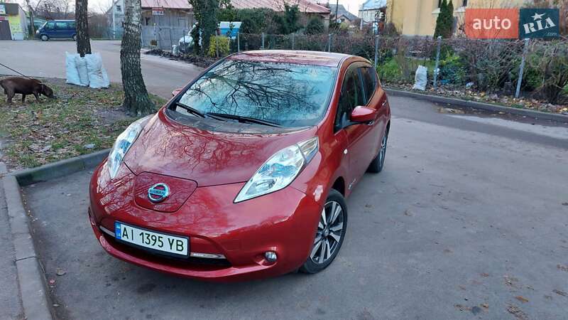 Хэтчбек Nissan Leaf 2015 в Фастове