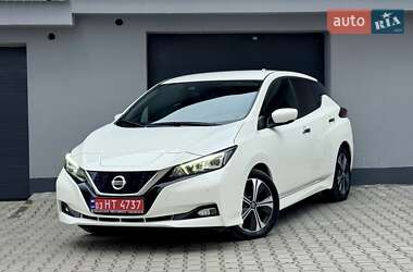 Хэтчбек Nissan Leaf 2021 в Тернополе