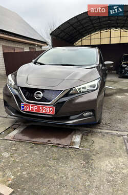 Хэтчбек Nissan Leaf 2020 в Черкассах