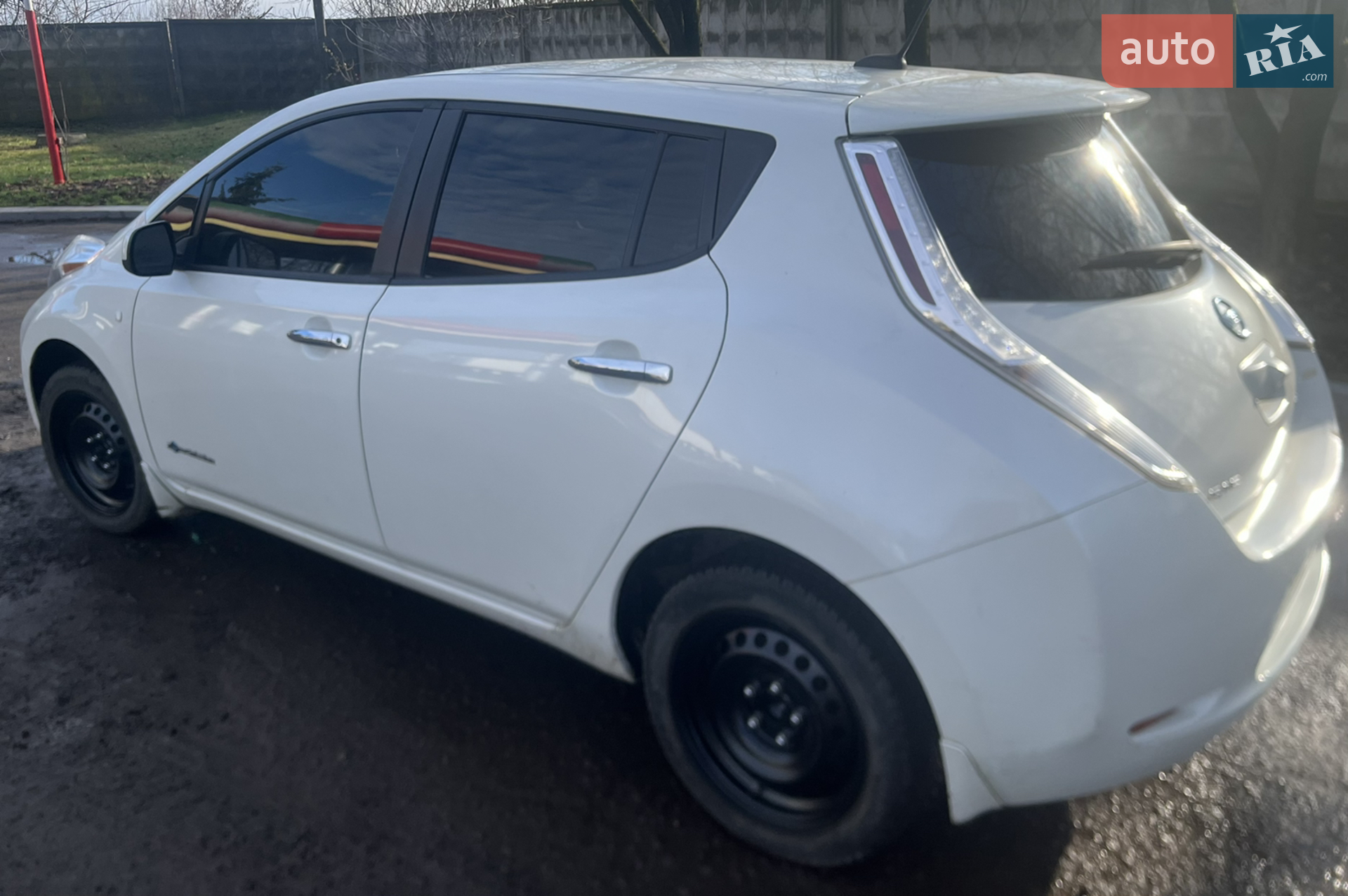 2015 Nissan Leaf - мініатюра 18