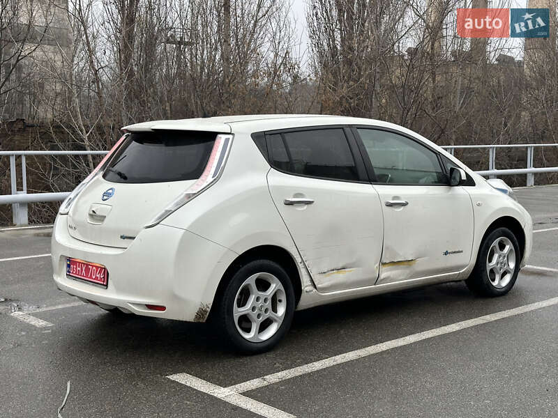 Хэтчбек Nissan Leaf 2017 в Киеве фото 5 Хэтчбек Nissan Leaf 2017 в Киеве