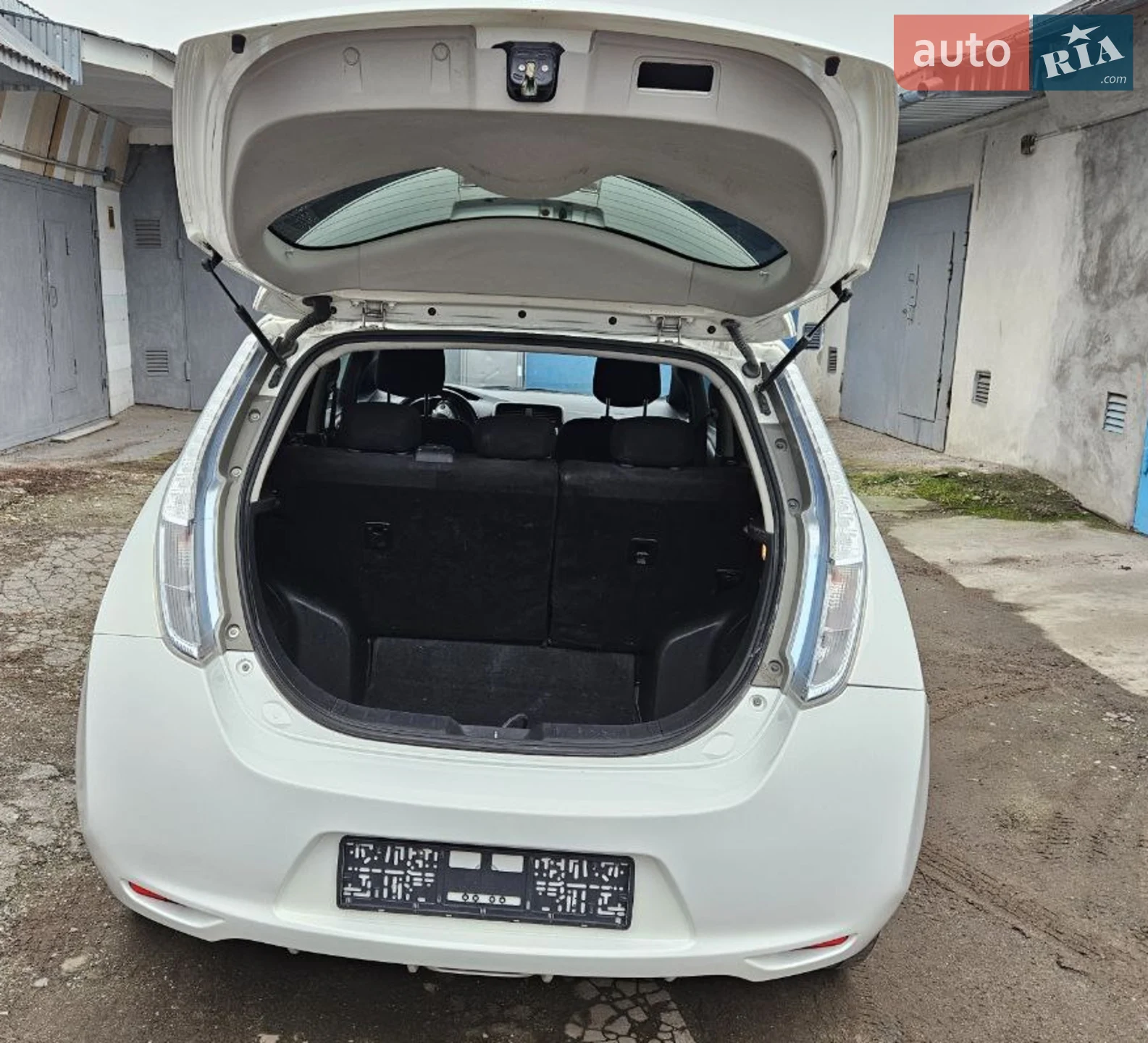 2013 Nissan Leaf - мініатюра 8