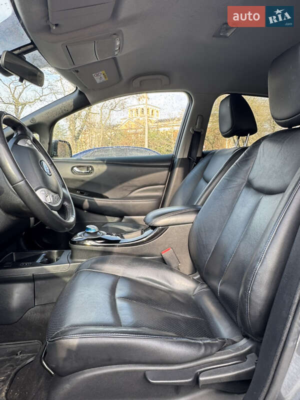 Хэтчбек Nissan Leaf 2017 в Николаеве