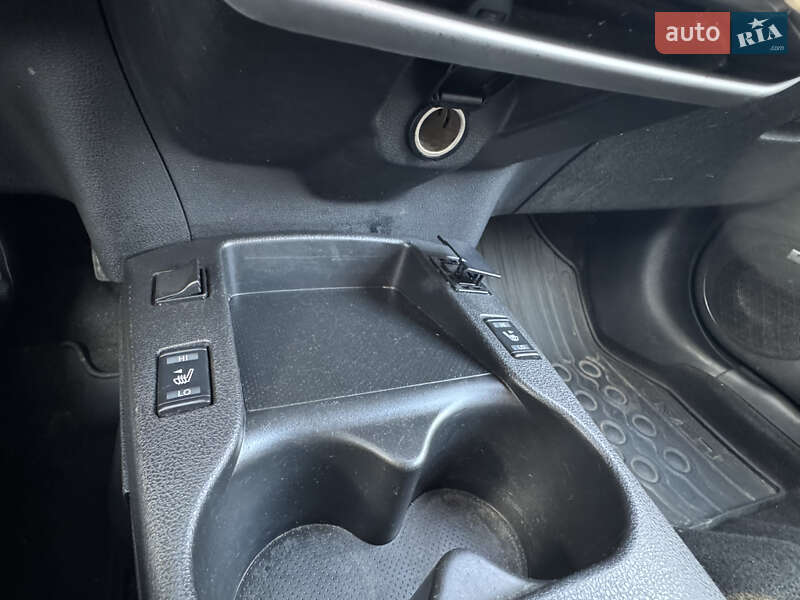 Хэтчбек Nissan Leaf 2017 в Николаеве