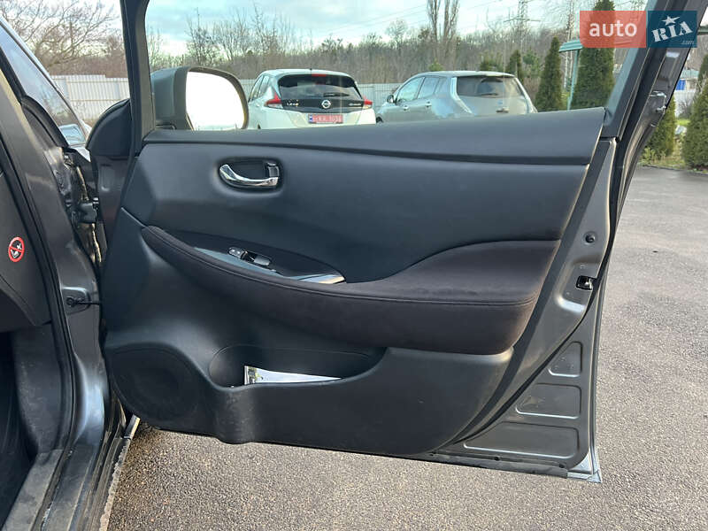 Хэтчбек Nissan Leaf 2016 в Харькове