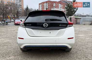 Хэтчбек Nissan Leaf 2018 в Тернополе