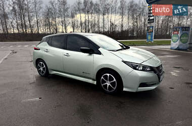 Хэтчбек Nissan Leaf 2018 в Ровно
