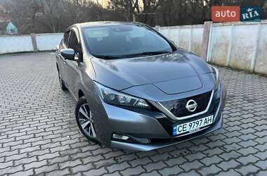 Хэтчбек Nissan Leaf 2018 в Черновцах
