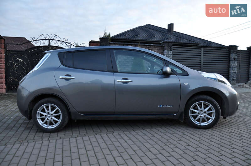 Хетчбек Nissan Leaf 2014 в Рівному