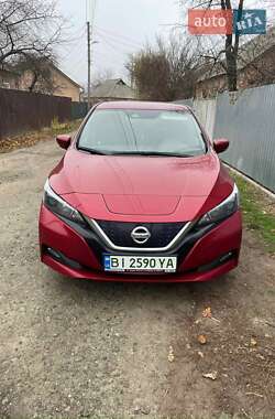 Хэтчбек Nissan Leaf 2018 в Полтаве