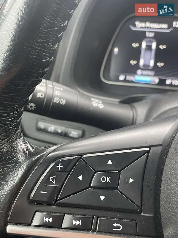 Хэтчбек Nissan Leaf 2018 в Полтаве