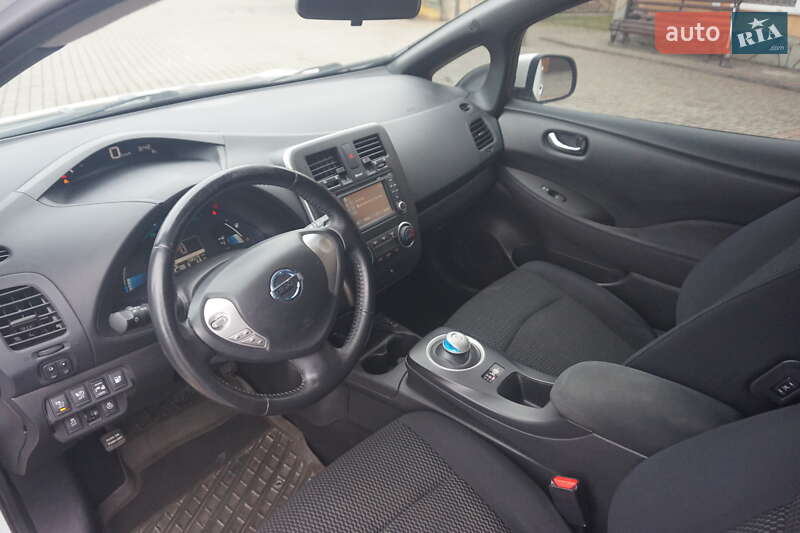 Хетчбек Nissan Leaf 2013 в Самборі фото 29 Хетчбек Nissan Leaf 2013 в Самборі