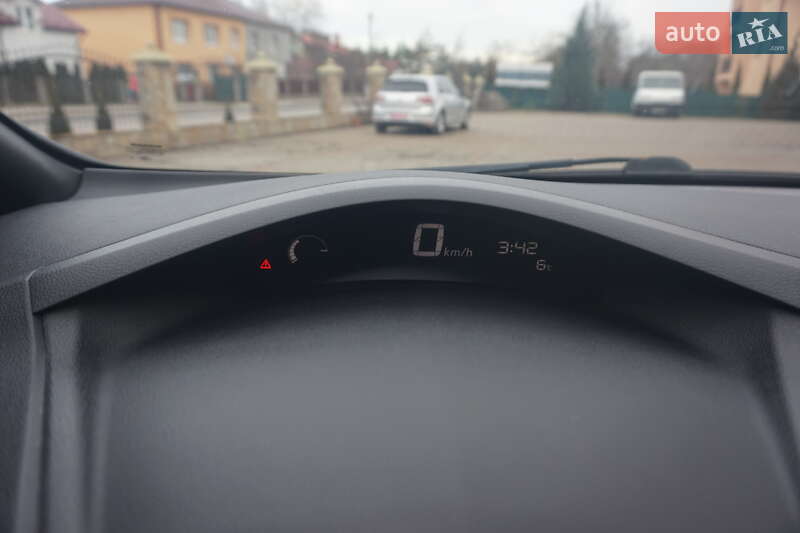Хетчбек Nissan Leaf 2013 в Самборі фото 35 Хетчбек Nissan Leaf 2013 в Самборі