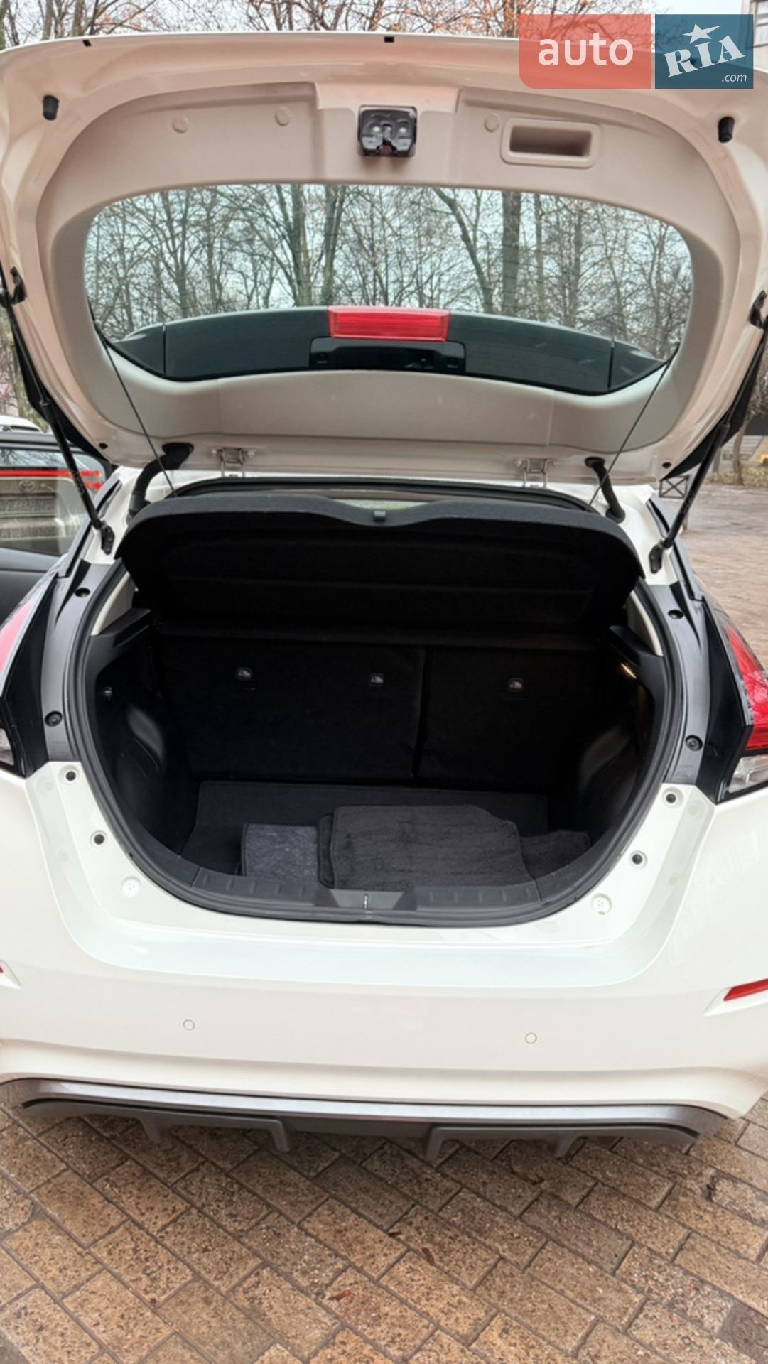 2023 Nissan Leaf - мініатюра 10