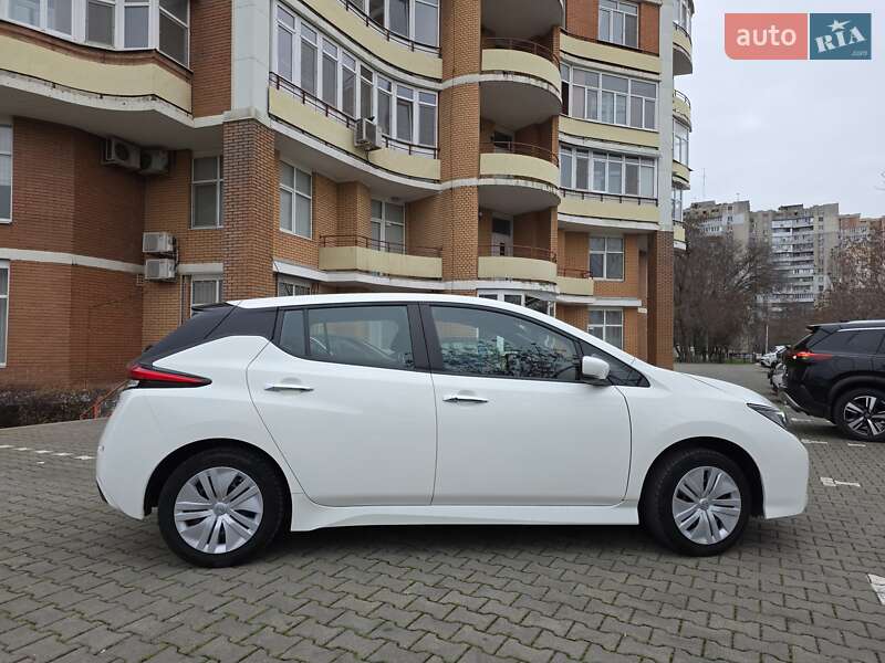 Хетчбек Nissan Leaf 2022 в Одесі