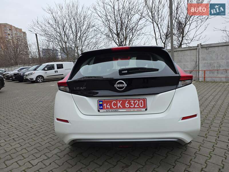 Хетчбек Nissan Leaf 2022 в Одесі