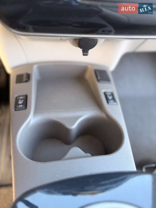 Хетчбек Nissan Leaf 2013 в Калуші фото 13 Хетчбек Nissan Leaf 2013 в Калуші