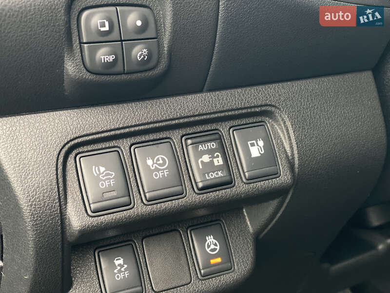 Хетчбек Nissan Leaf 2015 в Луцьку фото 36 Хетчбек Nissan Leaf 2015 в Луцьку