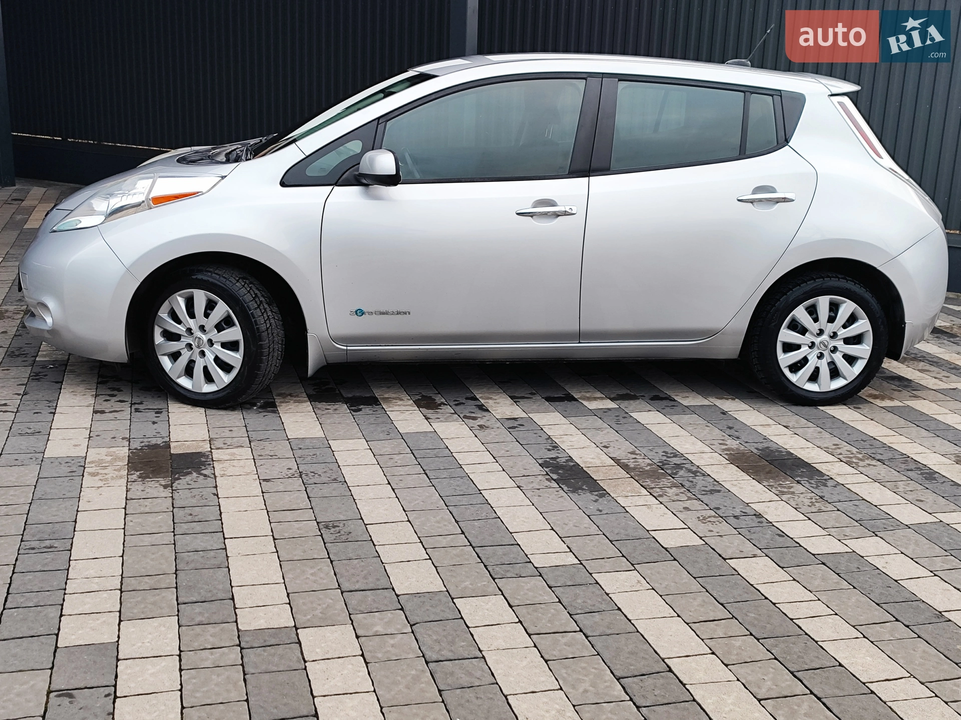 2014 Nissan Leaf - мініатюра 12