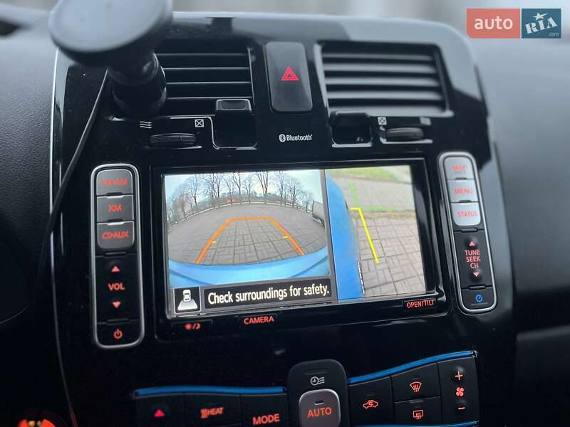 Хэтчбек Nissan Leaf 2014 в Киеве