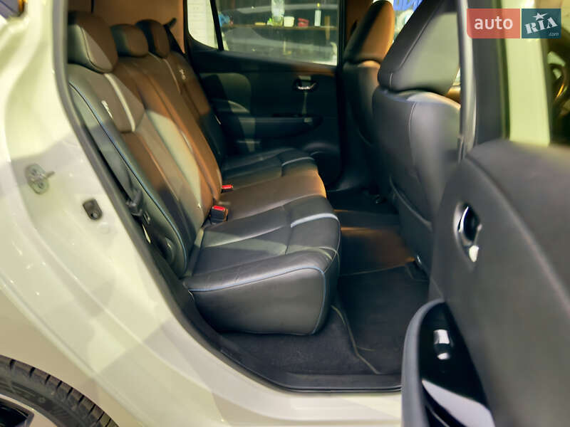 Хетчбек Nissan Leaf 2019 в Вінниці фото 4 Хетчбек Nissan Leaf 2019 в Вінниці
