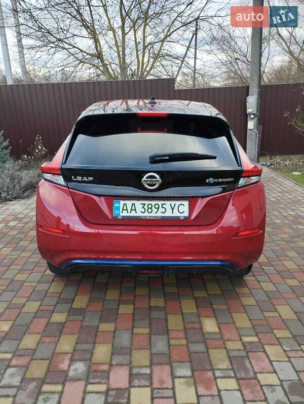 Хетчбек Nissan Leaf 2019 в Києві фото 3 Хетчбек Nissan Leaf 2019 в Києві