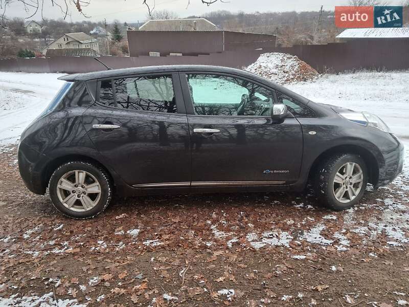 Хэтчбек Nissan Leaf 2013 в Харькове