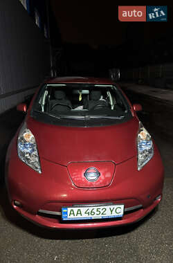 Хетчбек Nissan Leaf 2013 в Києві