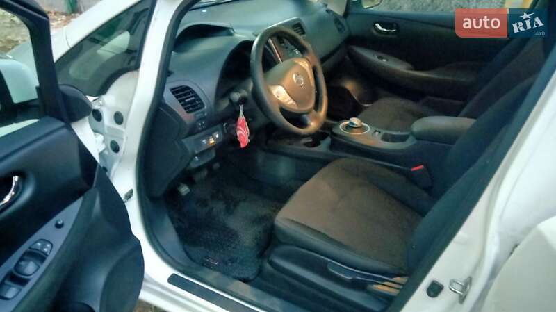 Хетчбек Nissan Leaf 2016 в Одесі