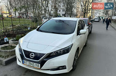 Хетчбек Nissan Leaf 2018 в Івано-Франківську