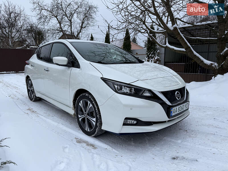 Хетчбек Nissan Leaf 2020 в Боярці