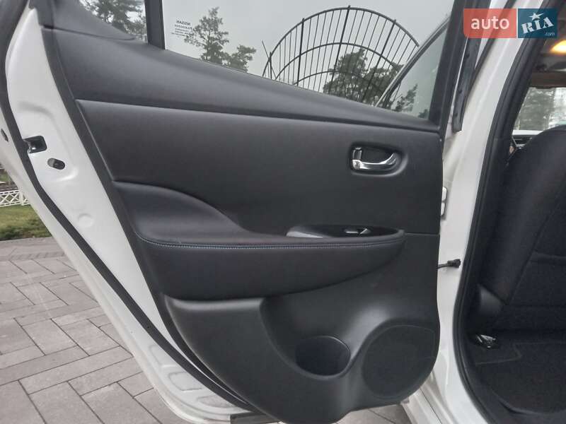 Хетчбек Nissan Leaf 2020 в Боярці